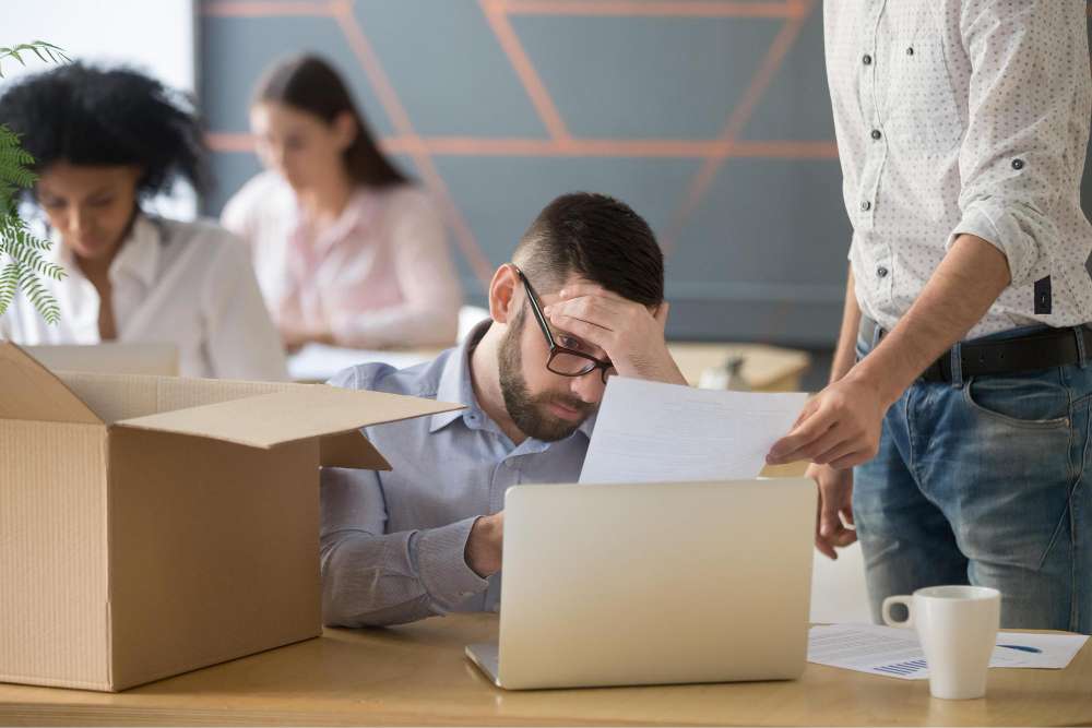 Cuando se reconoce como despido improcedente el trabajador puede ser readmitido en su puesto de trabajo